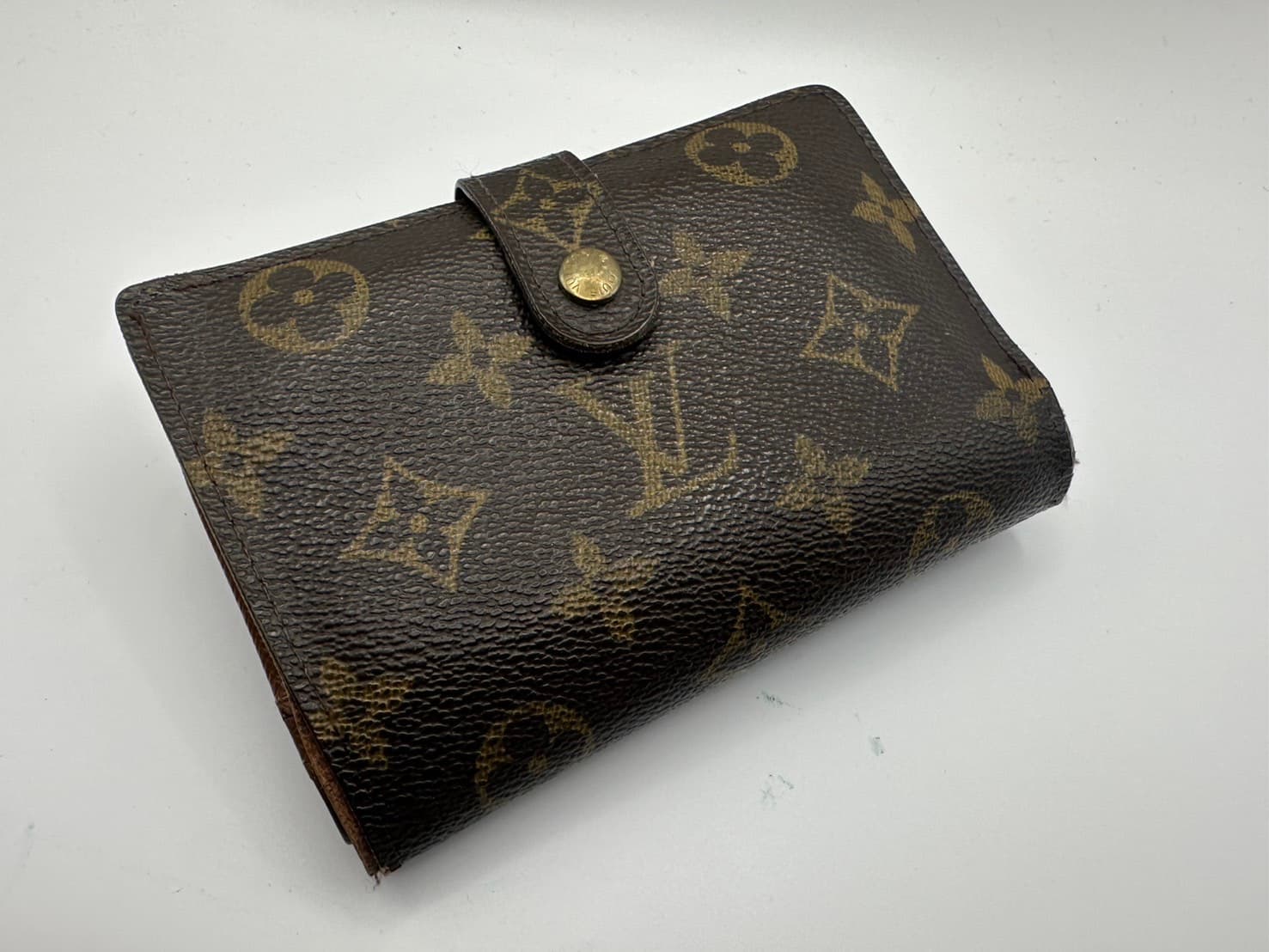 ヴィトンの財布